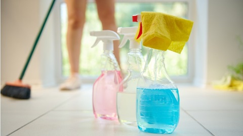 meilleurs nettoyants multiusage en spray